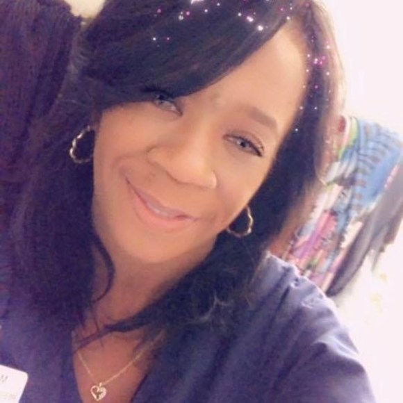 Meet your Posher, Martha - Picture 1 of 1